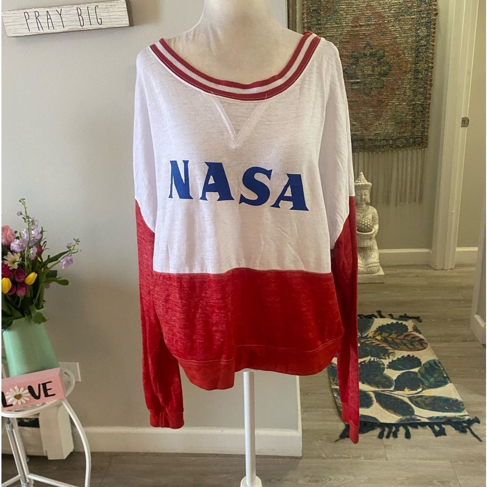 NWOT NASA Sweatshirt